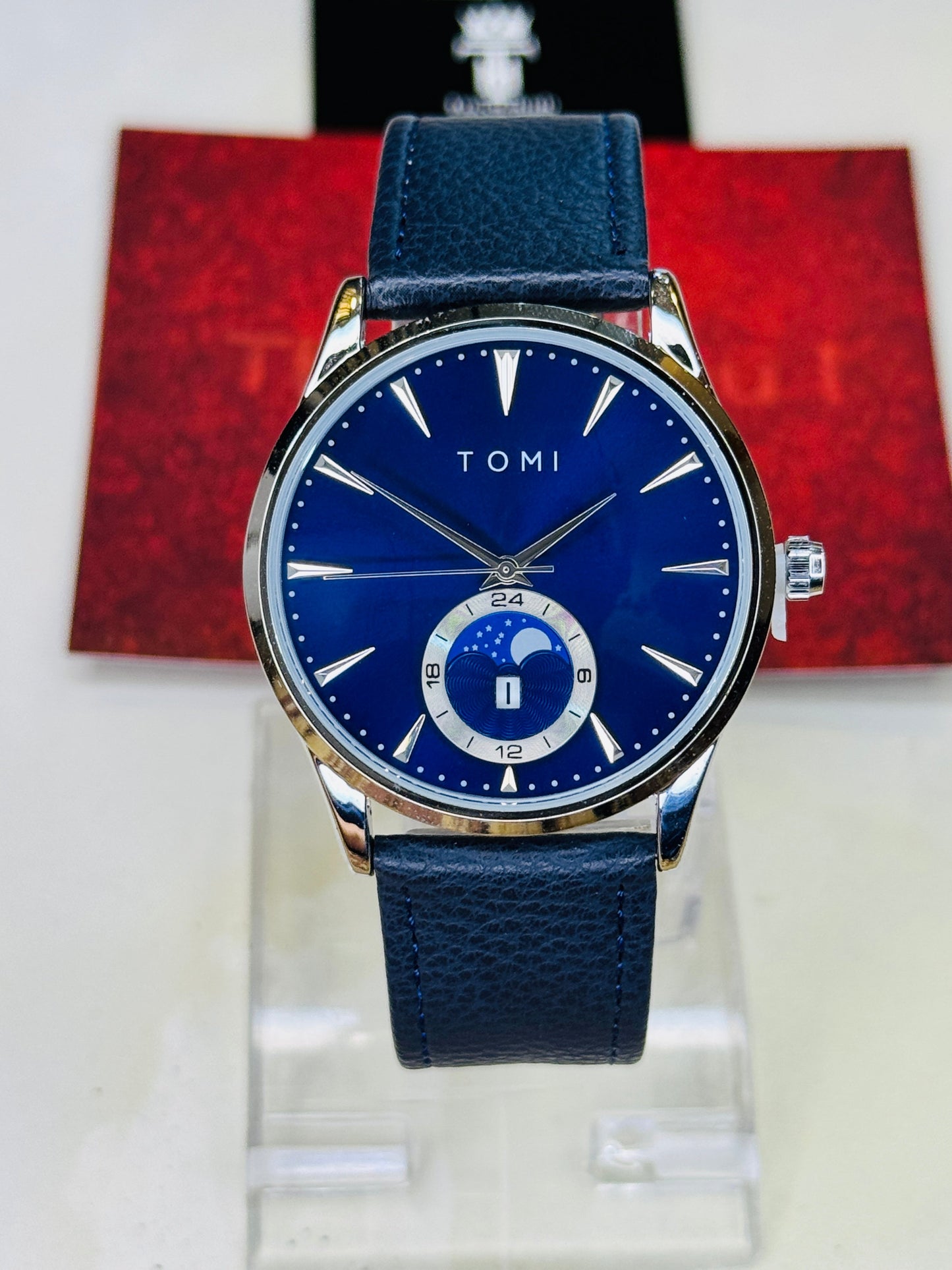 Tomi Leather Magnetic Strap Watch