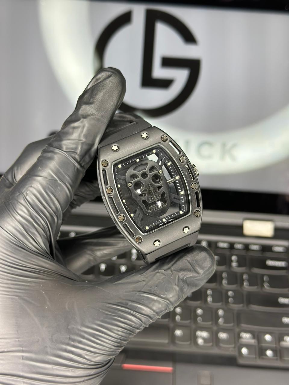 🔥 Skull Edition Luxury Watch – Bold. Dark. Powerful.