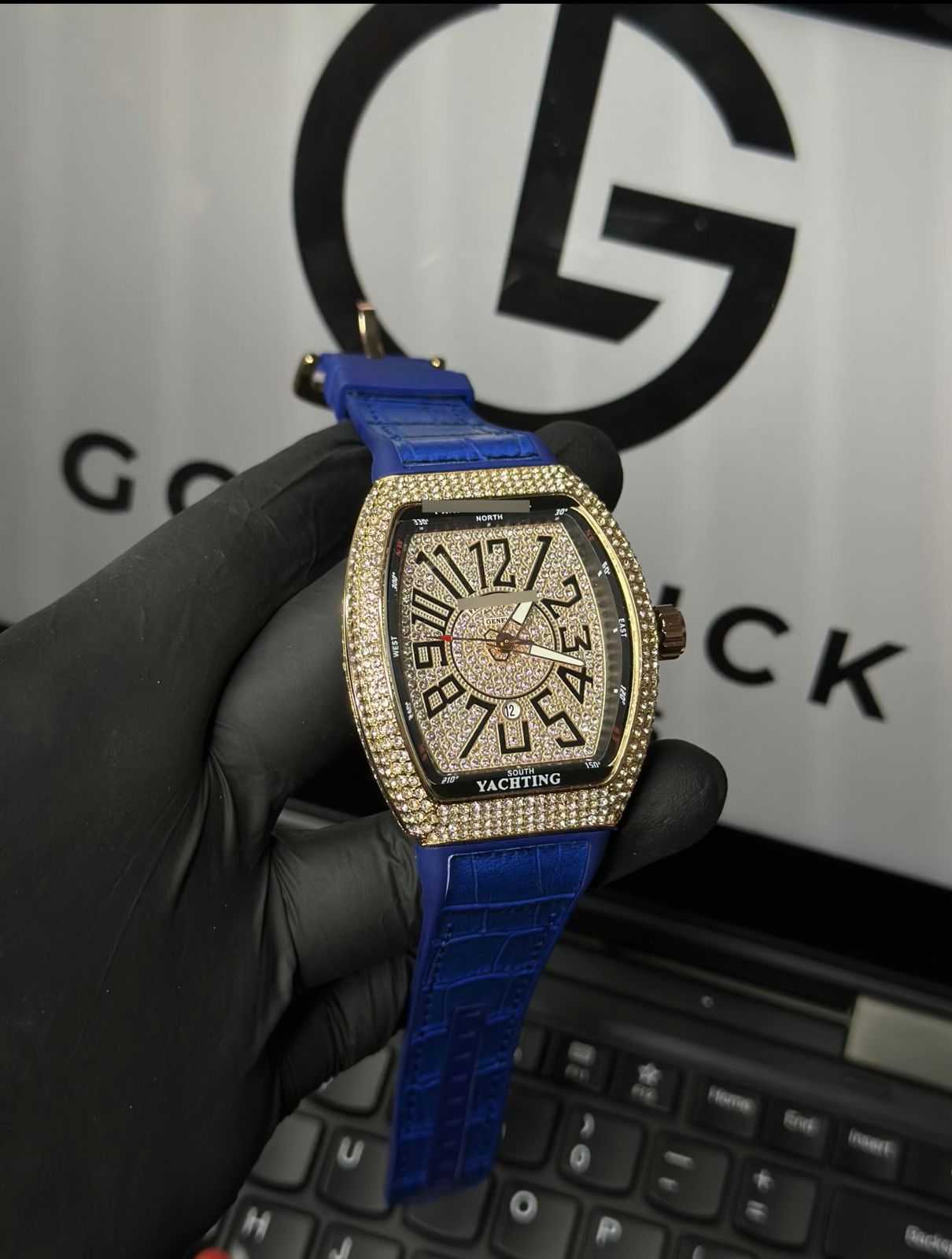 FM Elegance Series - Leather & Stone Watch