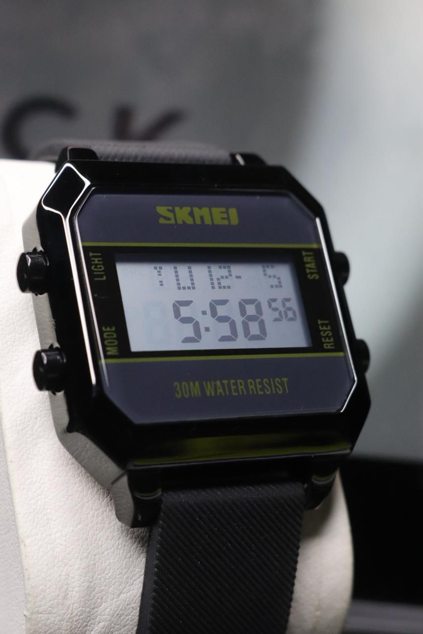 SKMEI Digital Sport Watch with Comfortable Silicon Strap