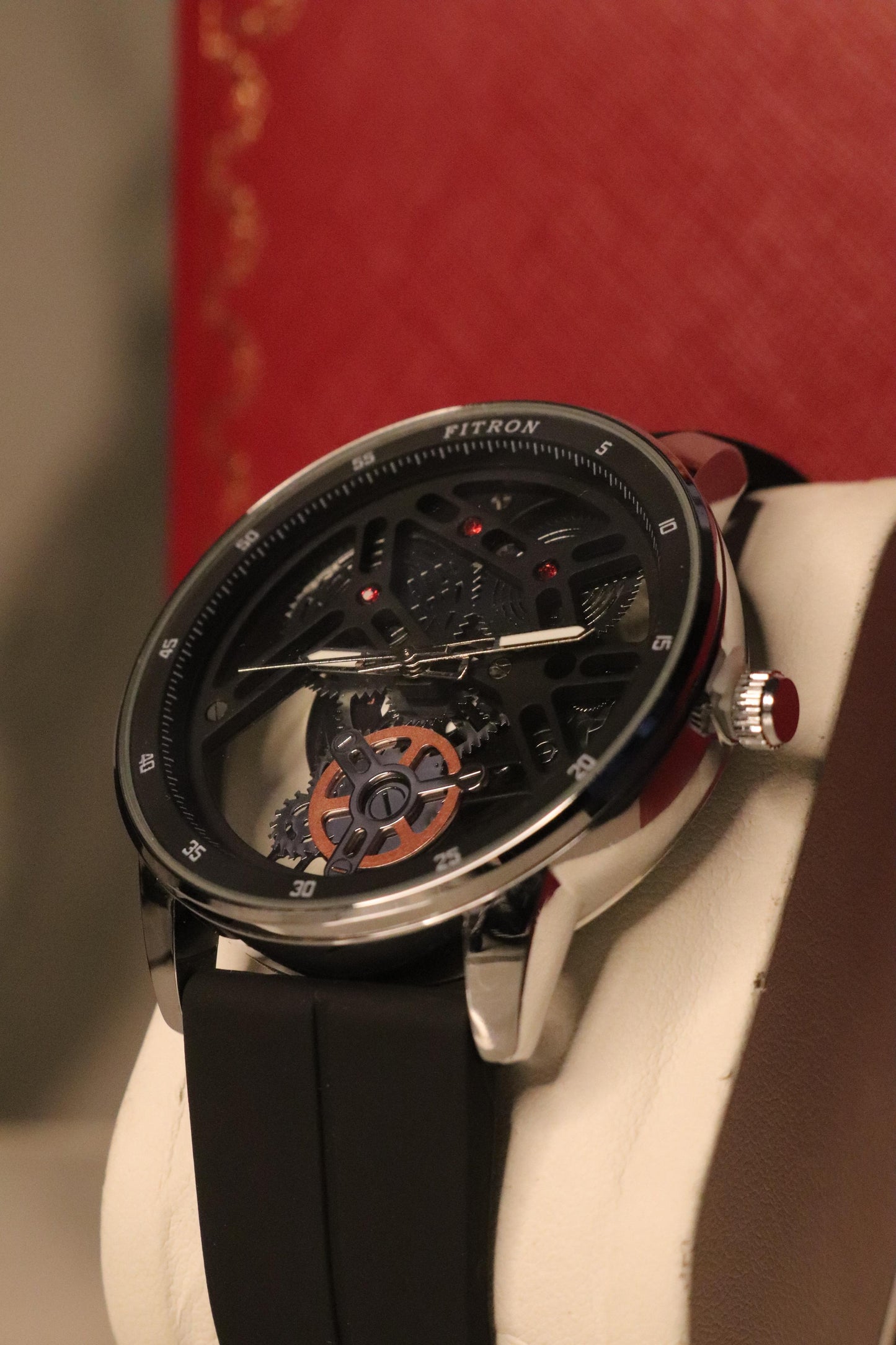 Premium silicon strap Watch – Magnetic Lock with Transparent Dial with