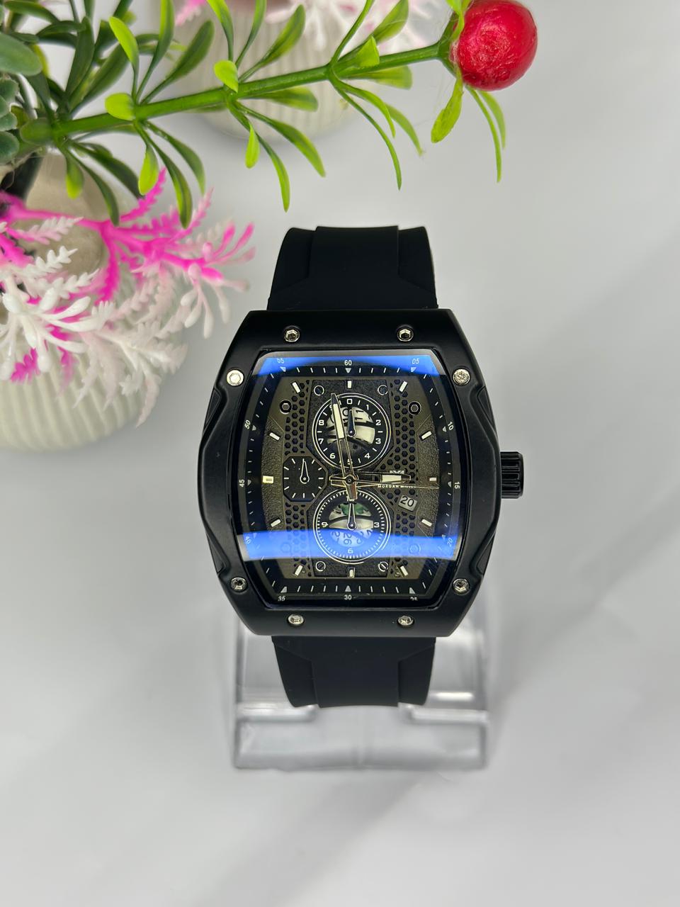 Stylish Analog Watch – Modern Design