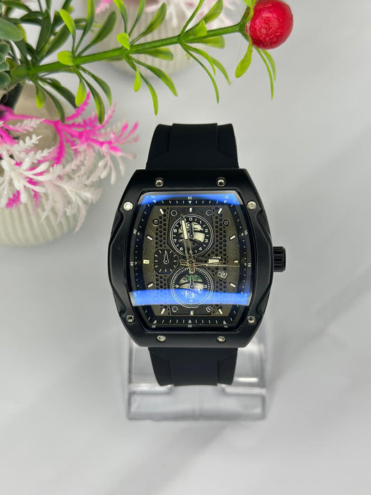 Stylish Analog Watch – Modern Design